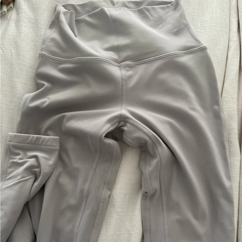 Lululemon align size 4 - Picture 2 of 3